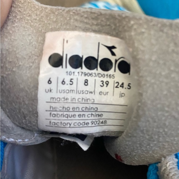 Diadora Soccer Cleats men’s 6.5 women’s 8 great condition grass or turf blue - Picture 10 of 15